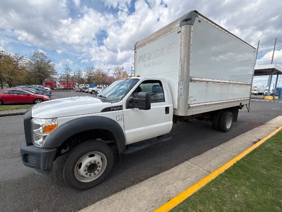 Medium Duty Box Truck-Light and Medium Duty Trucks-Ford-2015-F450-Manassas-VA-57,604\n\t\tmiles-$ 32,250 - Image 3