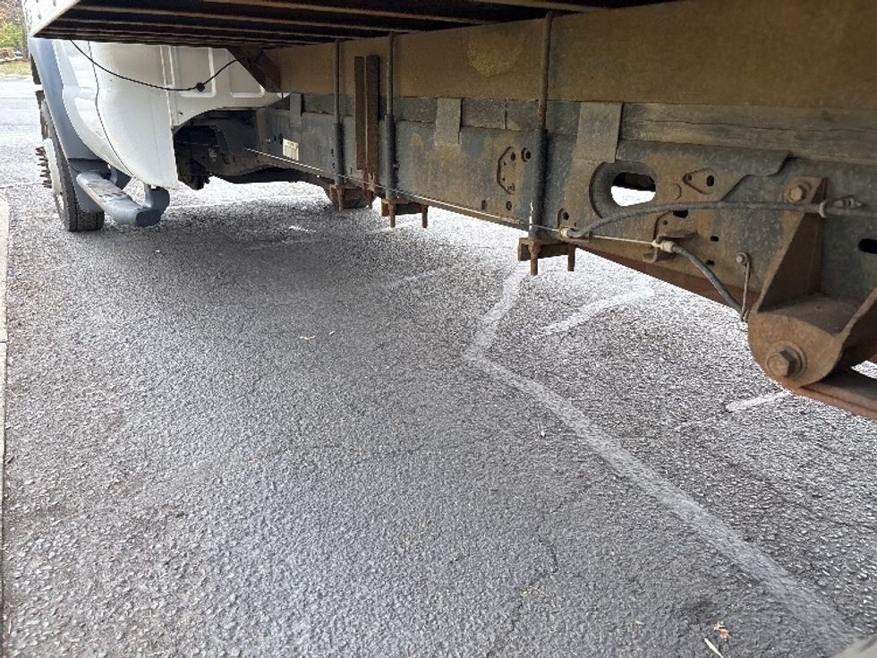 Medium Duty Box Truck-Light and Medium Duty Trucks-Ford-2015-F450-Manassas-VA-57,604\n\t\tmiles-$ 32,250 - Image 5