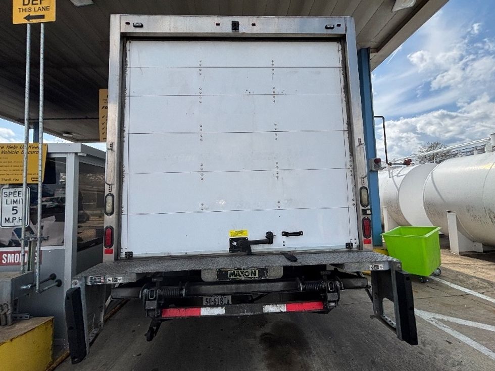 Medium Duty Box Truck-Light and Medium Duty Trucks-Ford-2015-F450-Manassas-VA-57,604\n\t\tmiles-$ 32,250 - Image 7