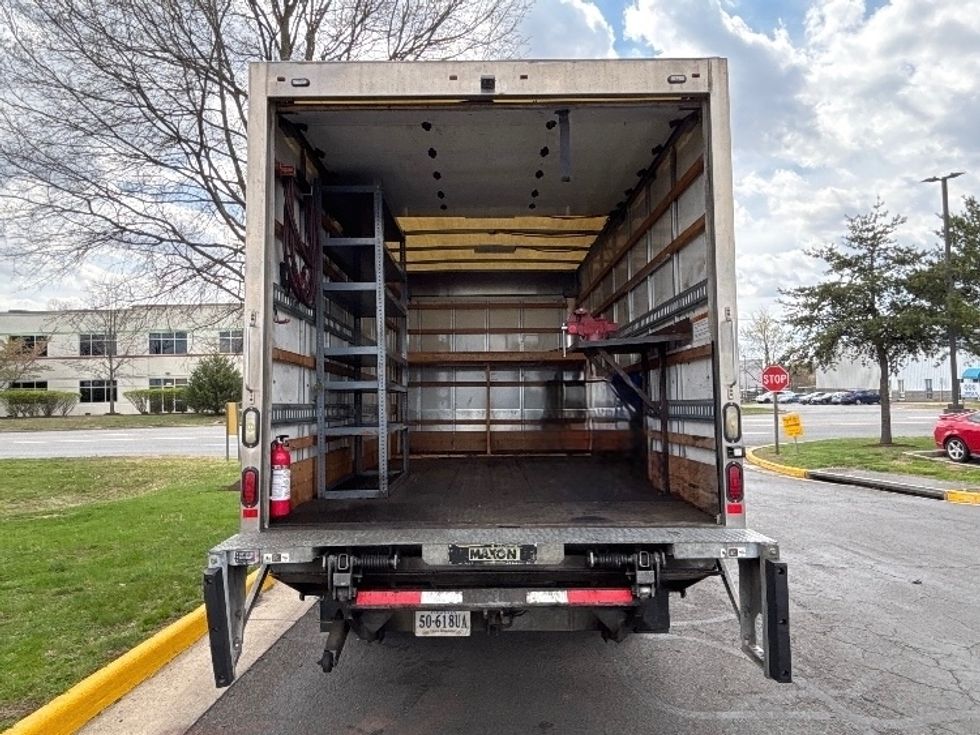 Medium Duty Box Truck-Light and Medium Duty Trucks-Ford-2015-F450-Manassas-VA-57,604\n\t\tmiles-$ 32,250 - Image 8