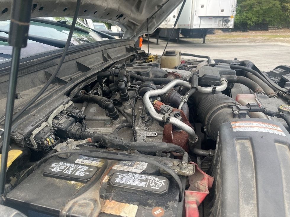 Medium Duty Box Truck-Light and Medium Duty Trucks-Ford-2015-F550-Fort Wayne-IN-196,169\n\t\tmiles-$ 10,750 - Image 22