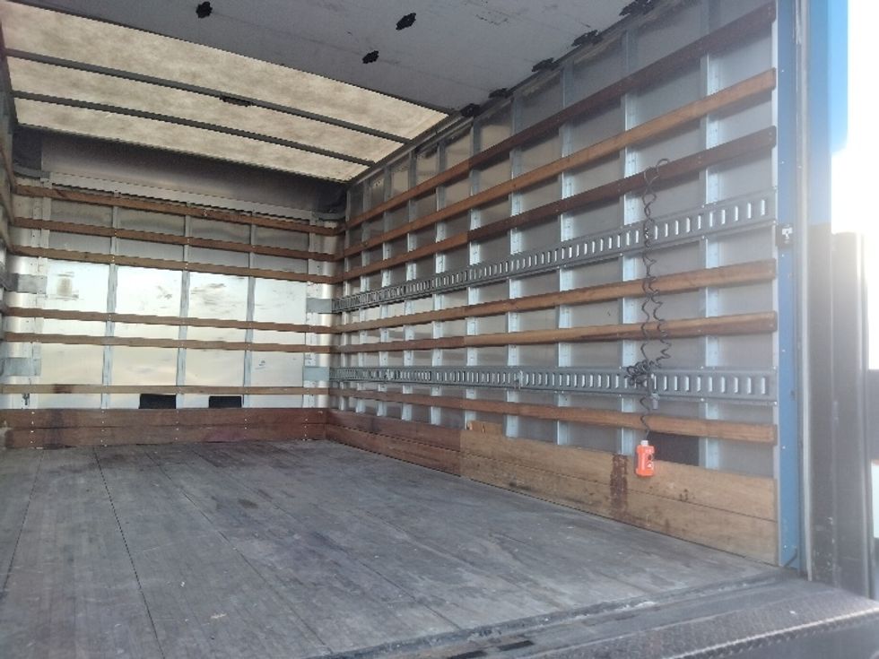 Medium Duty Box Truck-Light and Medium Duty Trucks-Ford-2017-F450-Torrance-CA-93,365\n\t\tmiles-$ 34,250 - Image 12