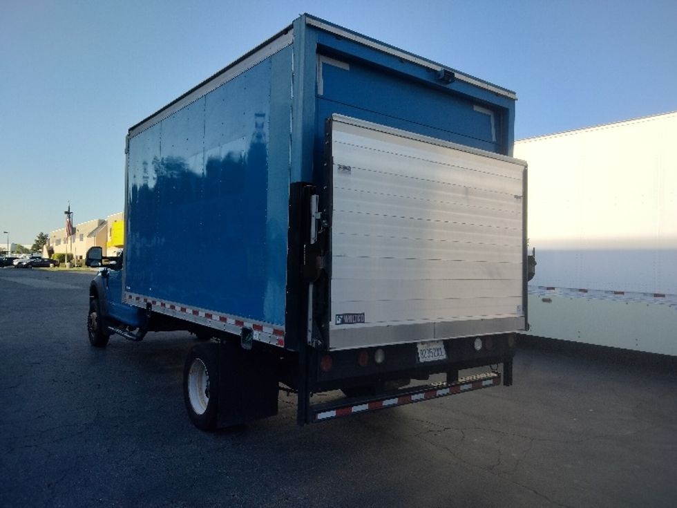 Medium Duty Box Truck-Light and Medium Duty Trucks-Ford-2017-F450-Torrance-CA-93,365\n\t\tmiles-$ 34,250 - Image 6