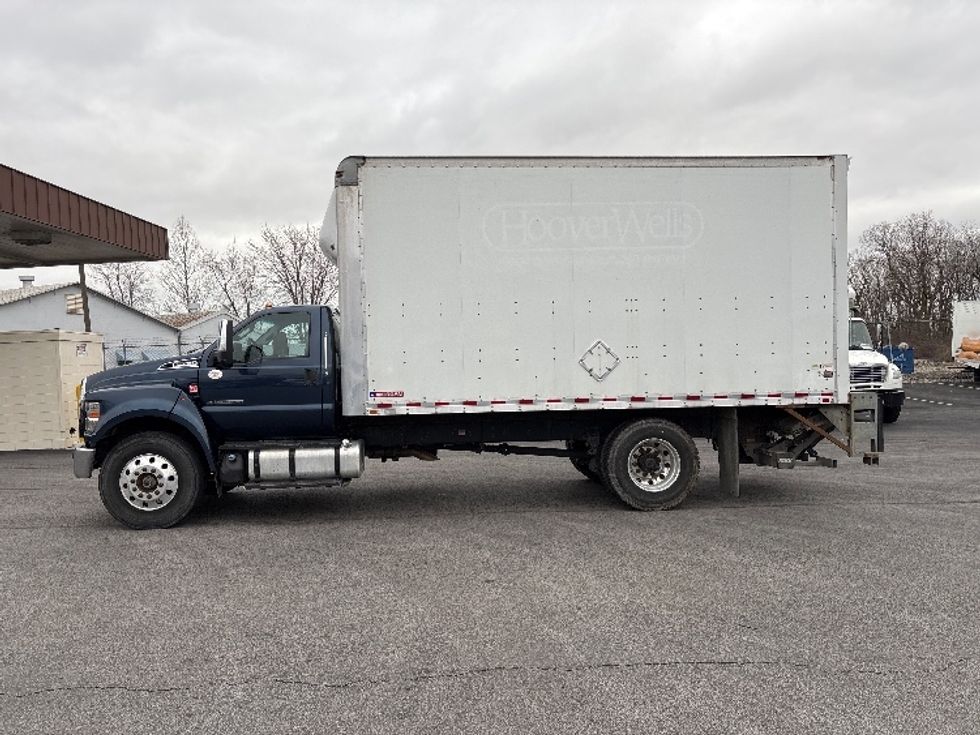 Medium Duty Box Truck-Light and Medium Duty Trucks-Ford-2017-F750-Toledo-OH-213,249\n\t\tmiles-$ 27,500 - Image 4