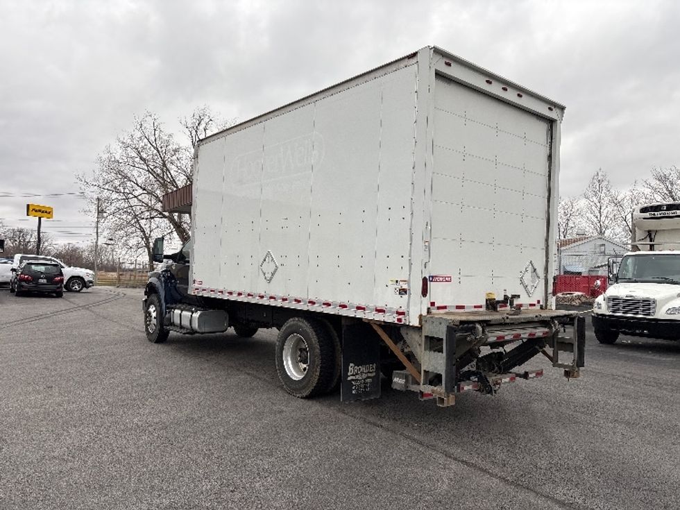 Medium Duty Box Truck-Light and Medium Duty Trucks-Ford-2017-F750-Toledo-OH-213,249\n\t\tmiles-$ 27,500 - Image 6