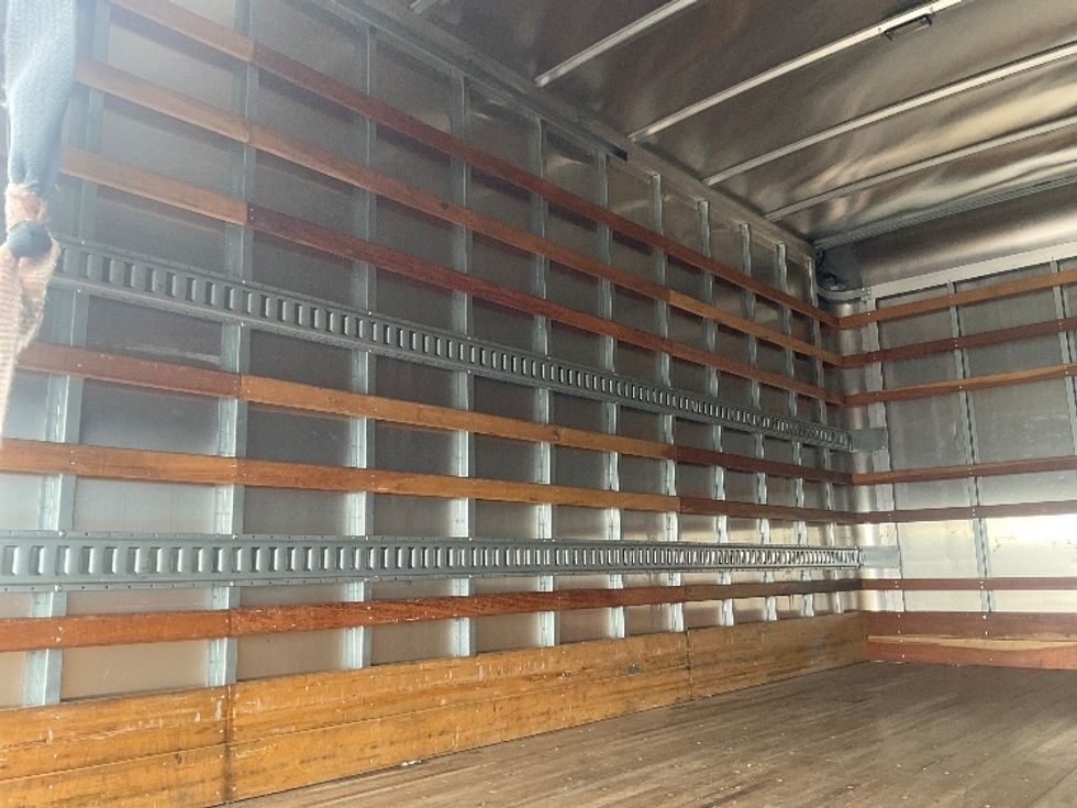 Medium Duty Box Truck-Light and Medium Duty Trucks-Ford-2019-F450-Anaheim-CA-95,369\n\t\tmiles-$ 33,000 - Image 11