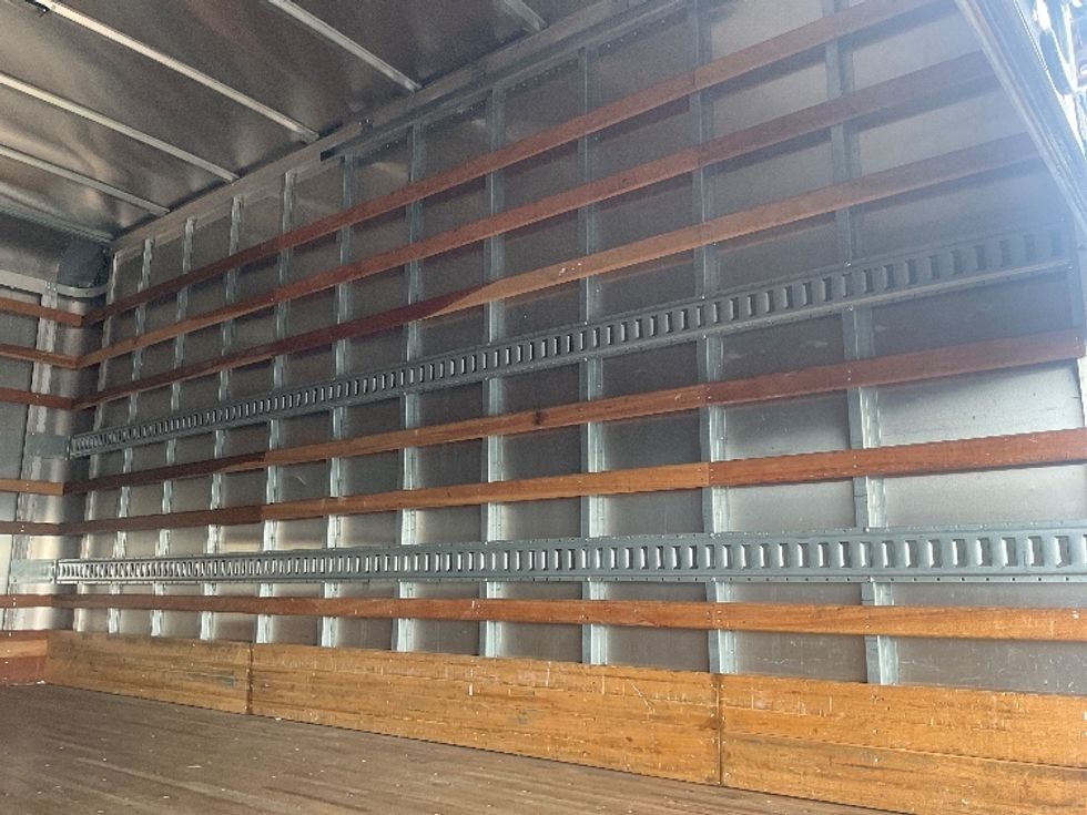 Medium Duty Box Truck-Light and Medium Duty Trucks-Ford-2019-F450-Anaheim-CA-95,369\n\t\tmiles-$ 33,000 - Image 12