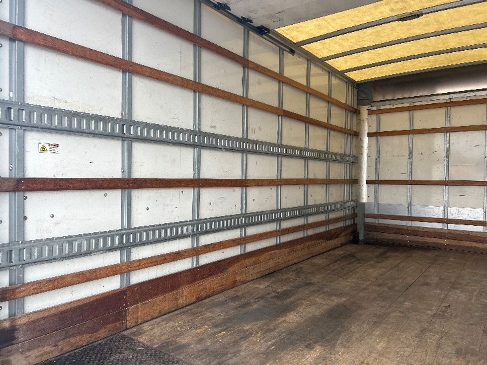 Medium Duty Box Truck-Light and Medium Duty Trucks-Ford-2019-F450-Beaumont-TX-89,199\n\t\tmiles-$ 41,000 - Image 11