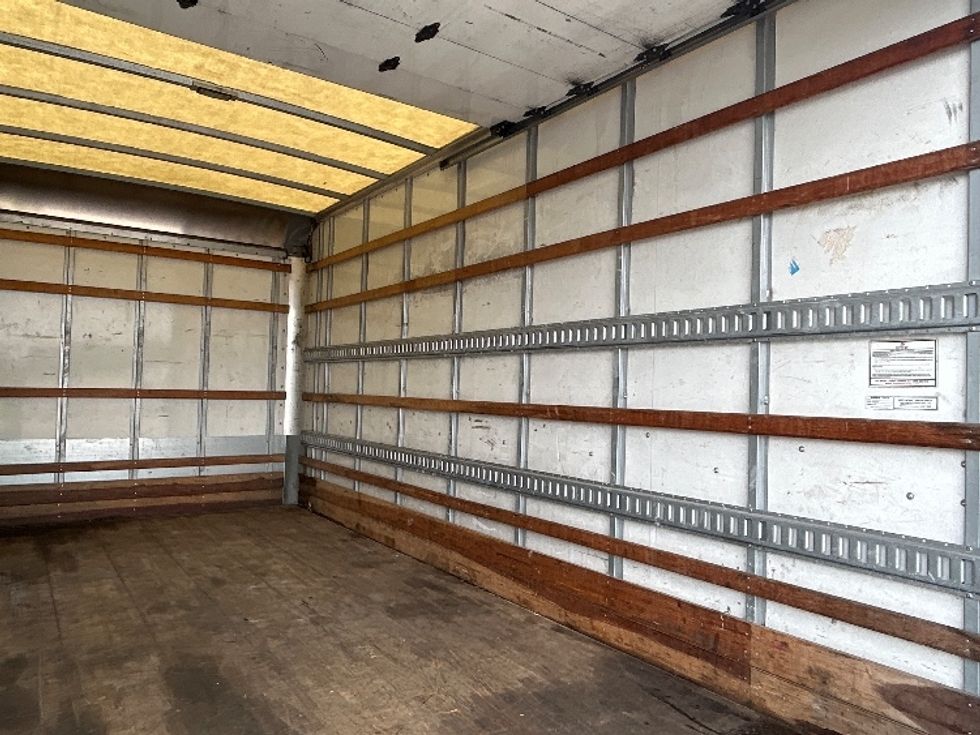 Medium Duty Box Truck-Light and Medium Duty Trucks-Ford-2019-F450-Beaumont-TX-89,199\n\t\tmiles-$ 41,000 - Image 12