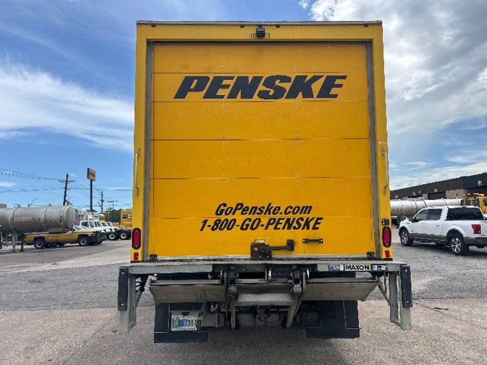 Medium Duty Box Truck-Light and Medium Duty Trucks-Ford-2019-F450-Beaumont-TX-89,199\n\t\tmiles-$ 41,000 - Image 7