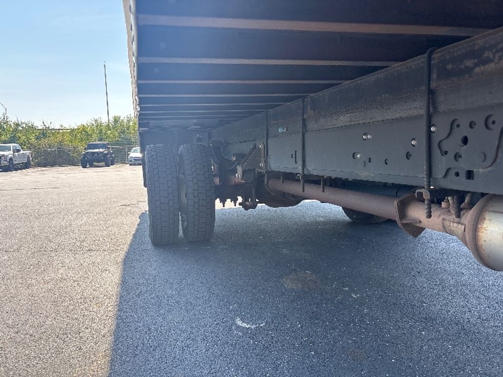 Medium Duty Box Truck-Light and Medium Duty Trucks-Ford-2019-F450-Indianapolis-IN-214,170\n\t\tmiles-$ 18,500 - Image 14