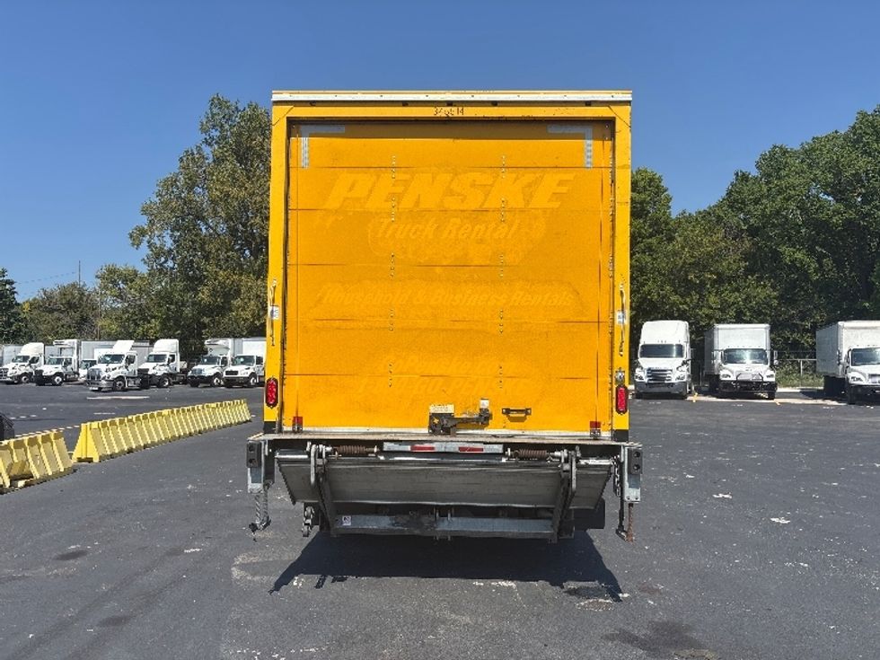 Medium Duty Box Truck-Light and Medium Duty Trucks-Ford-2019-F450-Indianapolis-IN-214,170\n\t\tmiles-$ 18,500 - Image 7