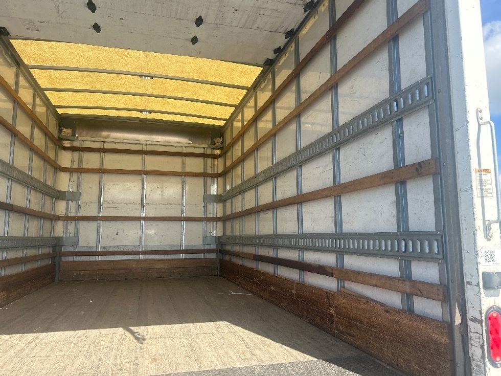 Medium Duty Box Truck-Light and Medium Duty Trucks-Ford-2019-F450-Kapolei-HI-83,858\n\t\tmiles-$ 35,000 - Image 12