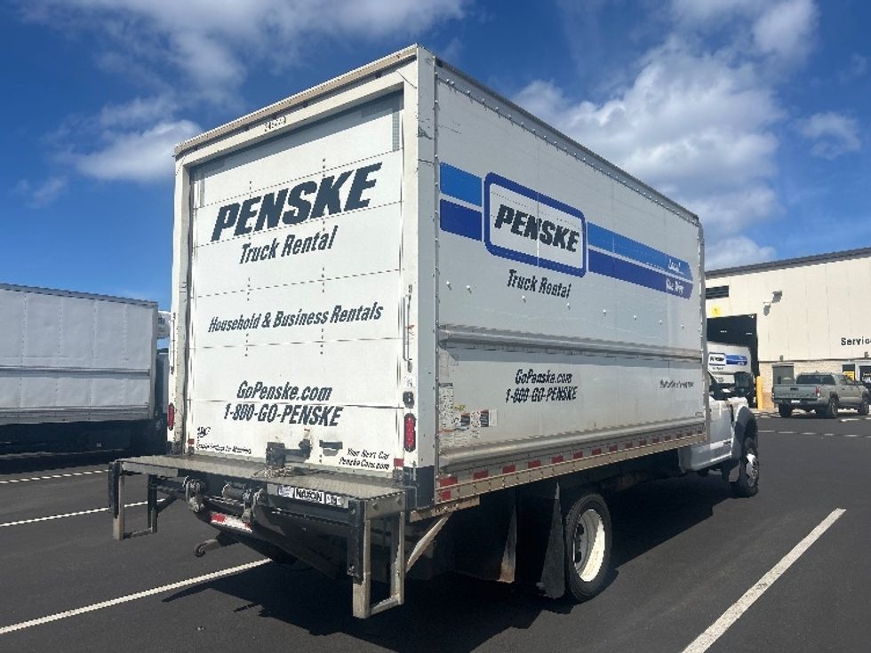 Medium Duty Box Truck-Light and Medium Duty Trucks-Ford-2019-F450-Kapolei-HI-83,858\n\t\tmiles-$ 35,000 - Image 13