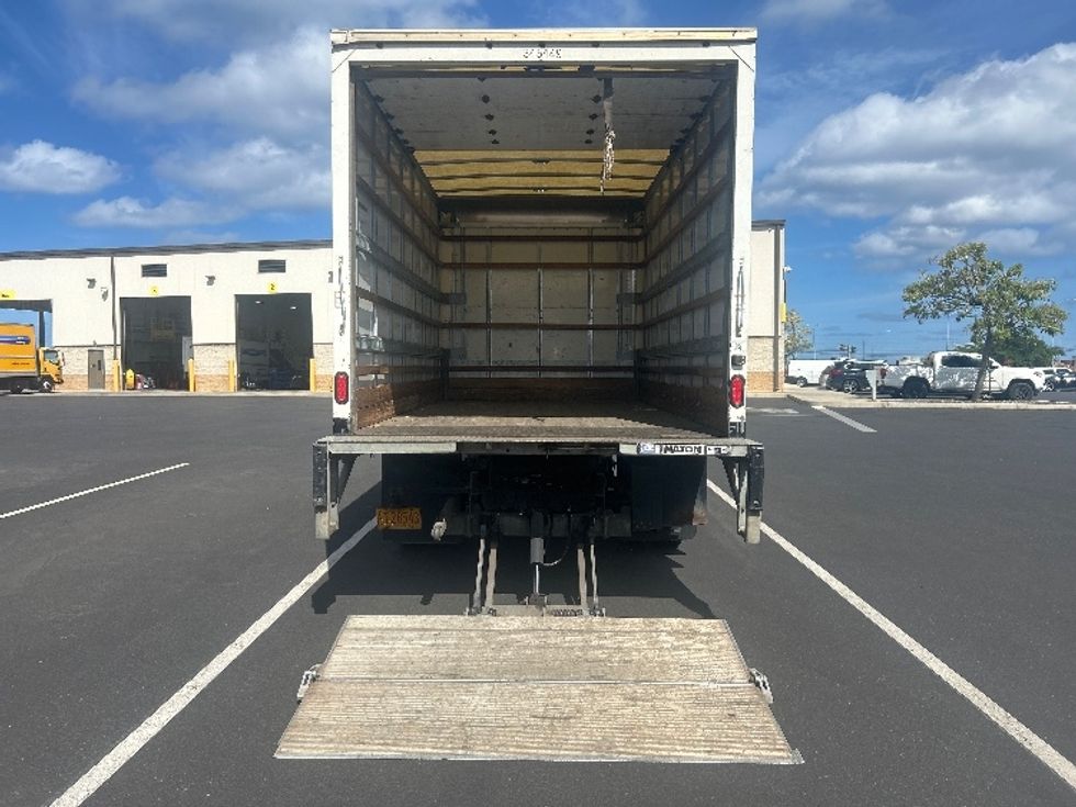 Medium Duty Box Truck-Light and Medium Duty Trucks-Ford-2019-F450-Kapolei-HI-83,858\n\t\tmiles-$ 35,000 - Image 9