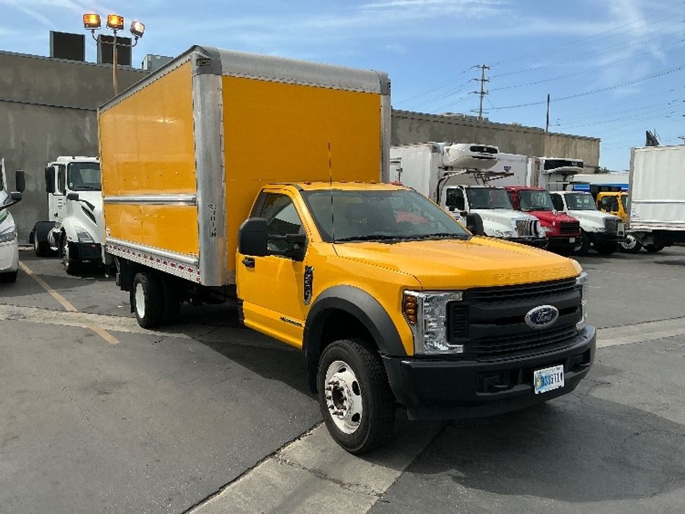 Medium Duty Box Truck-Light and Medium Duty Trucks-Ford-2019-F450-Torrance-CA-89,780\n\t\tmiles-$ 36,750 - Image 1
