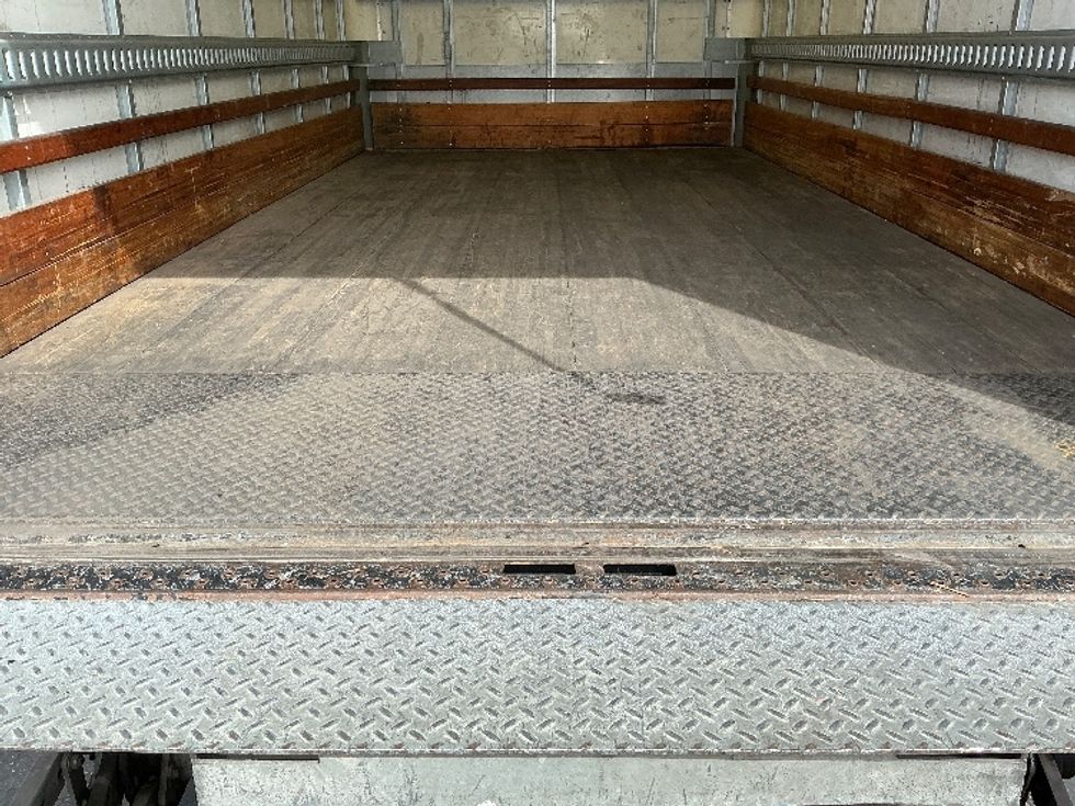 Medium Duty Box Truck-Light and Medium Duty Trucks-Ford-2019-F450-Torrance-CA-89,780\n\t\tmiles-$ 36,750 - Image 10