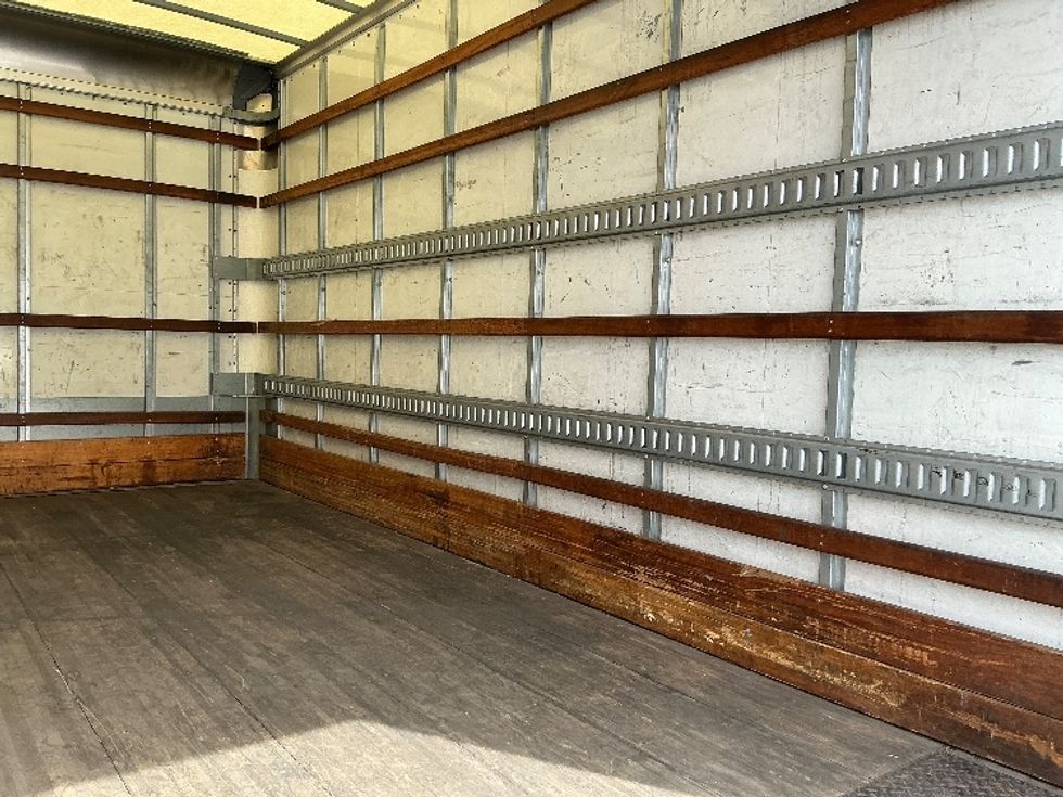 Medium Duty Box Truck-Light and Medium Duty Trucks-Ford-2019-F450-Torrance-CA-89,780\n\t\tmiles-$ 36,750 - Image 12