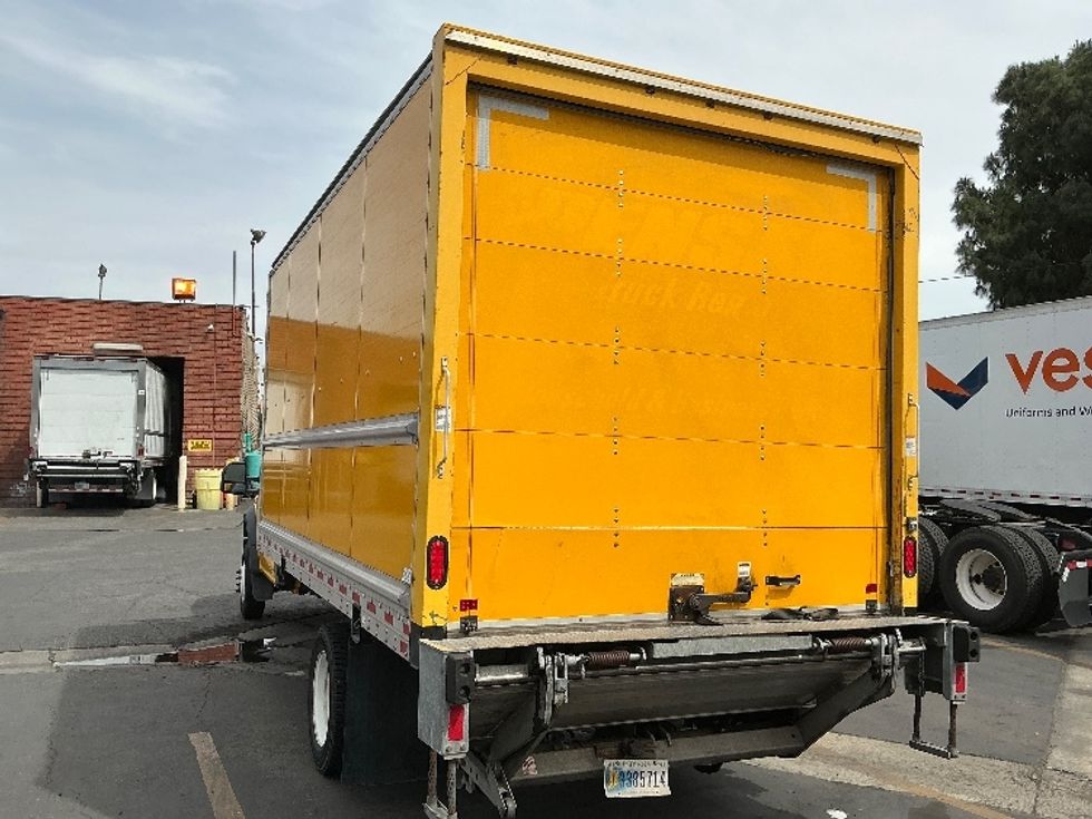 Medium Duty Box Truck-Light and Medium Duty Trucks-Ford-2019-F450-Torrance-CA-89,780\n\t\tmiles-$ 36,750 - Image 6