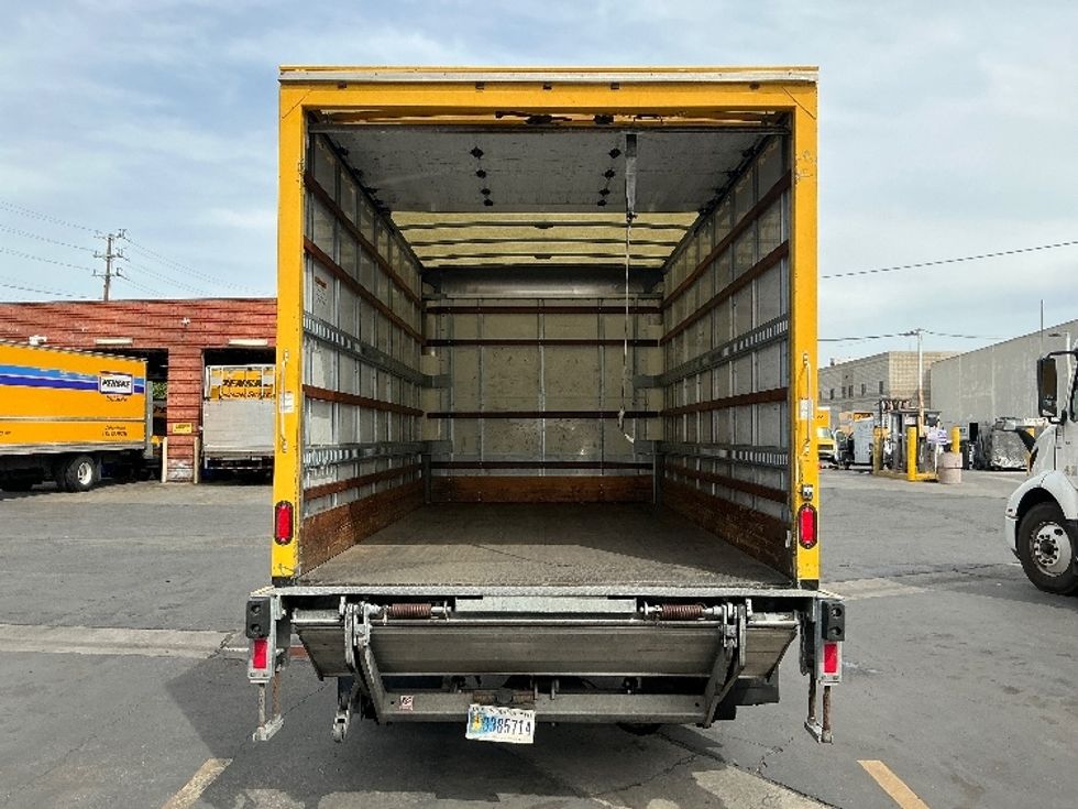 Medium Duty Box Truck-Light and Medium Duty Trucks-Ford-2019-F450-Torrance-CA-89,780\n\t\tmiles-$ 36,750 - Image 8