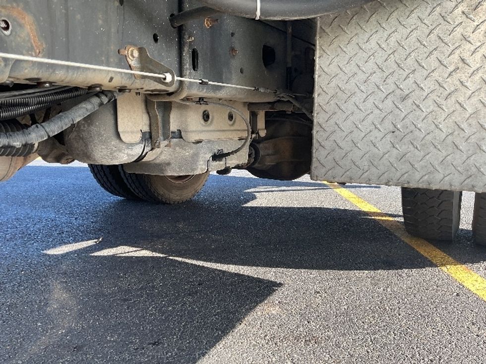 Medium Duty Box Truck-Light and Medium Duty Trucks-Ford-2019-F550-Akron-OH-167,400\n\t\tmiles-$ 29,500 - Image 5