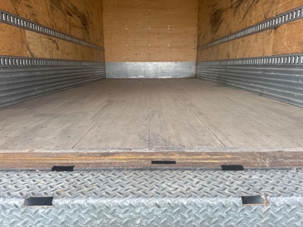 Medium Duty Box Truck-Light and Medium Duty Trucks-Ford-2019-F550-Mississauga-ON-194,514\n\t\tkm-$ 50,500 - Image 10