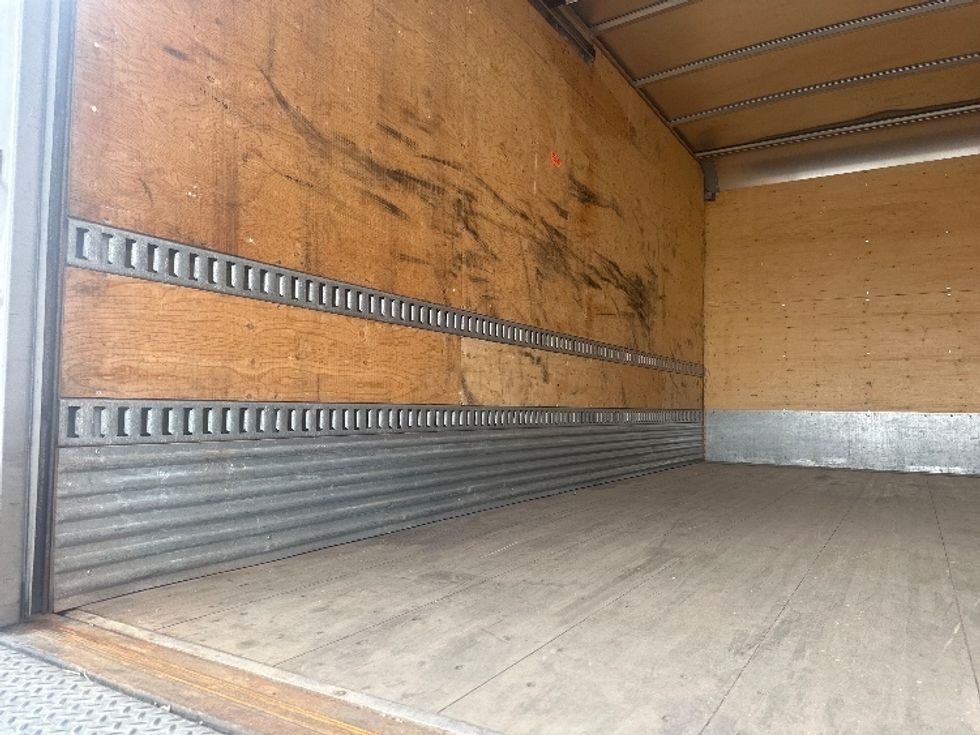 Medium Duty Box Truck-Light and Medium Duty Trucks-Ford-2019-F550-Mississauga-ON-194,514\n\t\tkm-$ 50,500 - Image 11