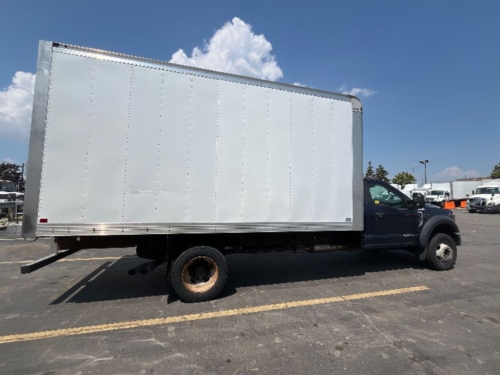 Medium Duty Box Truck-Light and Medium Duty Trucks-Ford-2019-F550-Mississauga-ON-194,514\n\t\tkm-$ 50,500 - Image 14