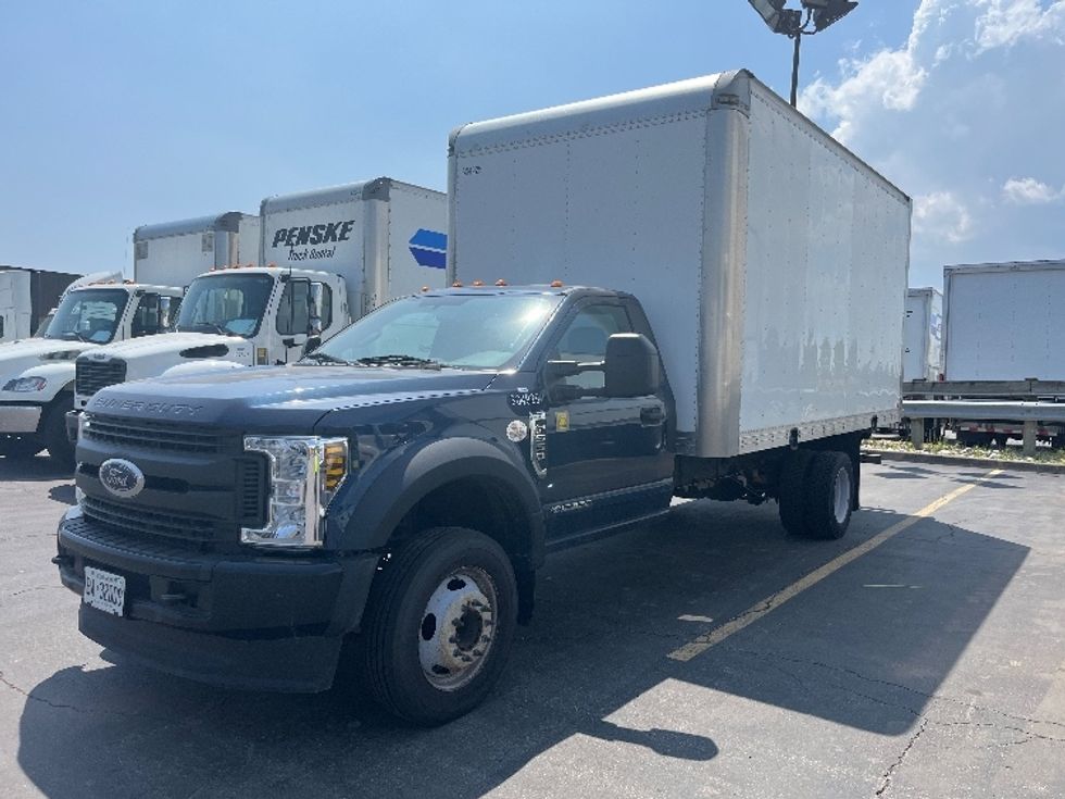 Medium Duty Box Truck-Light and Medium Duty Trucks-Ford-2019-F550-Mississauga-ON-194,514\n\t\tkm-$ 50,500 - Image 3