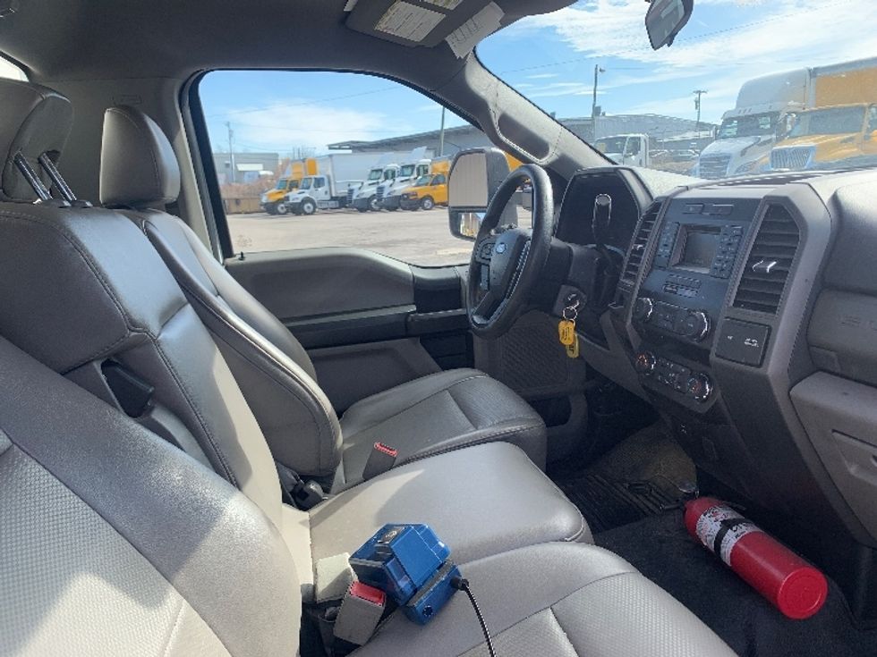 Medium Duty Box Truck-Light and Medium Duty Trucks-Ford-2019-F550-Nashville (Mount Juliet)-TN-126,102\n\t\tmiles-$ 33,000 - Image 22