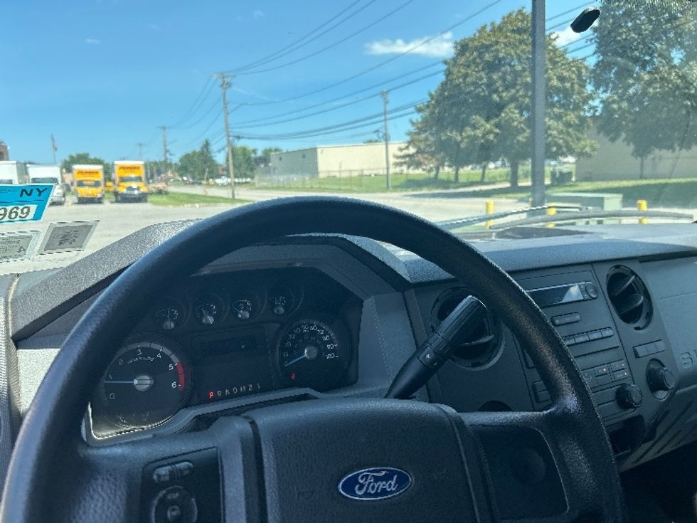 Medium Duty Box Truck-Light and Medium Duty Trucks-Ford-2019-F650-Rochester-NY-52,037\n\t\tmiles-$ 35,500 - Image 17