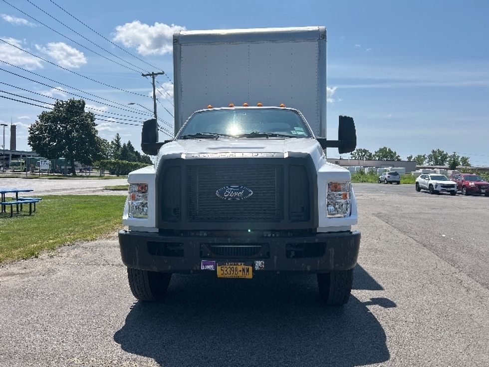 Medium Duty Box Truck-Light and Medium Duty Trucks-Ford-2019-F650-Rochester-NY-52,037\n\t\tmiles-$ 35,500 - Image 2