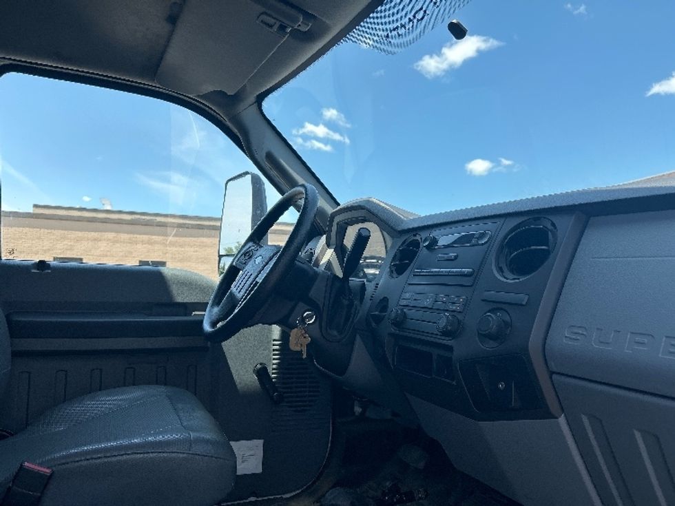 Medium Duty Box Truck-Light and Medium Duty Trucks-Ford-2019-F650-Rochester-NY-52,037\n\t\tmiles-$ 35,500 - Image 22