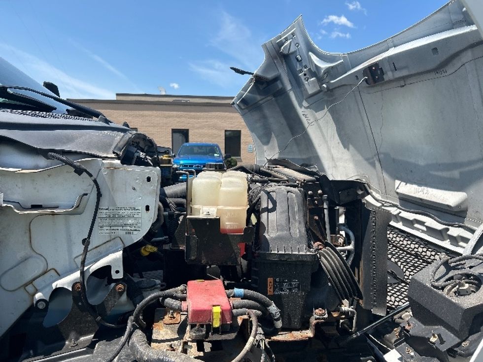 Medium Duty Box Truck-Light and Medium Duty Trucks-Ford-2019-F650-Rochester-NY-52,037\n\t\tmiles-$ 35,500 - Image 23