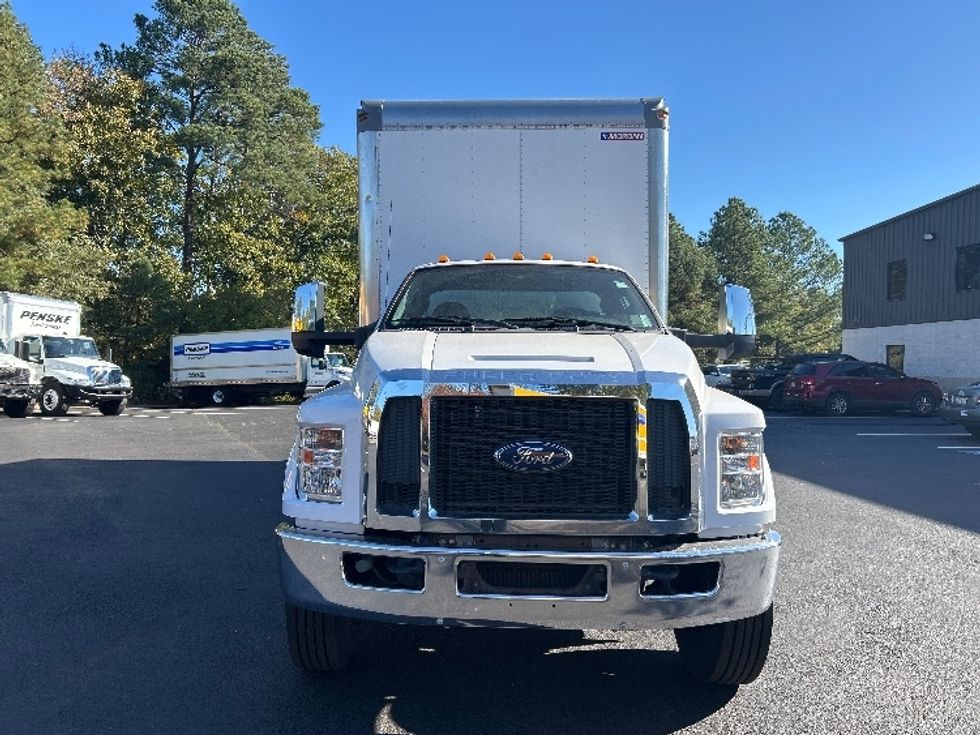 Medium Duty Box Truck-Light and Medium Duty Trucks-Ford-2019-F750-Greensboro-NC-105,057\n\t\tmiles-$ 42,250 - Image 2
