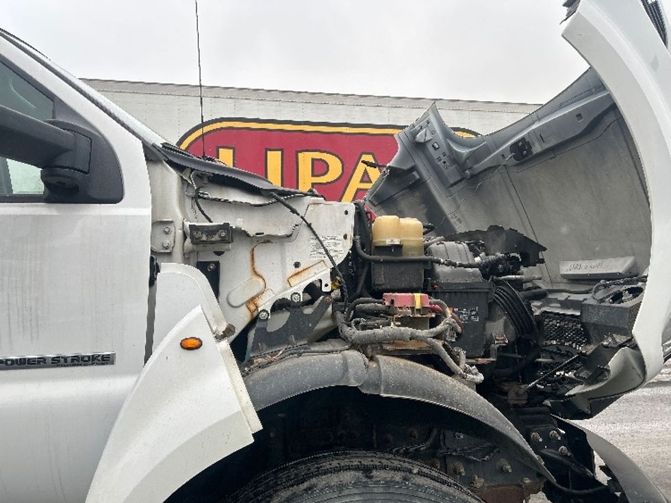 Medium Duty Box Truck-Light and Medium Duty Trucks-Ford-2019-F750-Oakwood Village-OH-162,291\n\t\tmiles-$ 38,500 - Image 20