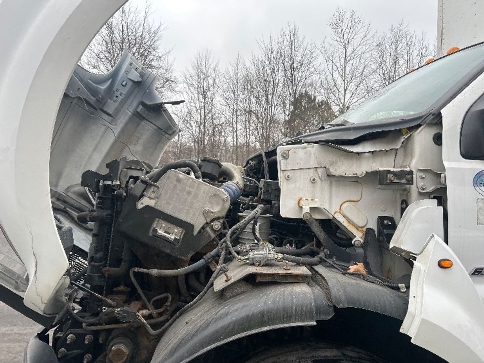 Medium Duty Box Truck-Light and Medium Duty Trucks-Ford-2019-F750-Oakwood Village-OH-162,291\n\t\tmiles-$ 38,500 - Image 21