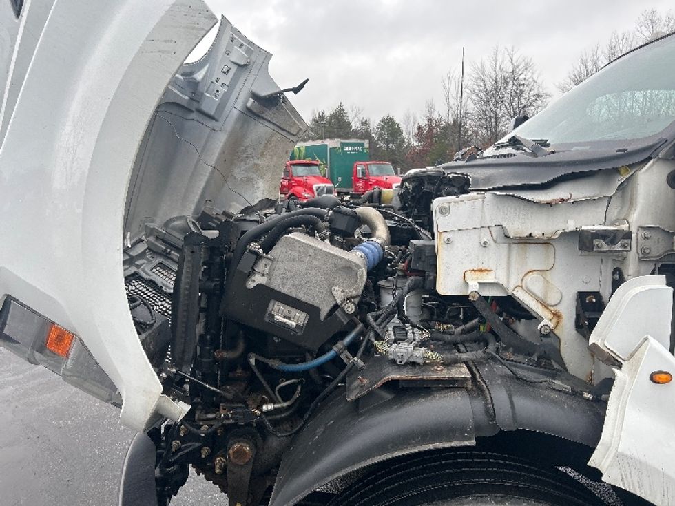 Medium Duty Box Truck-Light and Medium Duty Trucks-Ford-2019-F750-Oakwood Village-OH-188,515\n\t\tmiles-$ 34,250 - Image 23