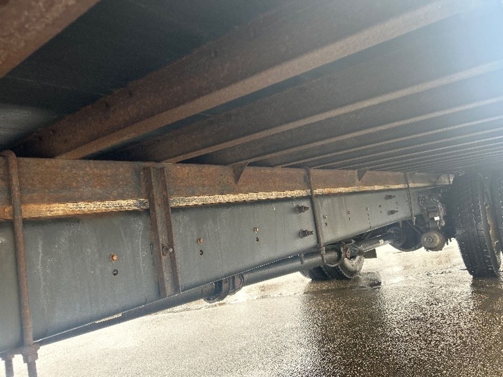 Medium Duty Box Truck-Light and Medium Duty Trucks-Ford-2019-F750-Oakwood Village-OH-188,515\n\t\tmiles-$ 34,250 - Image 5