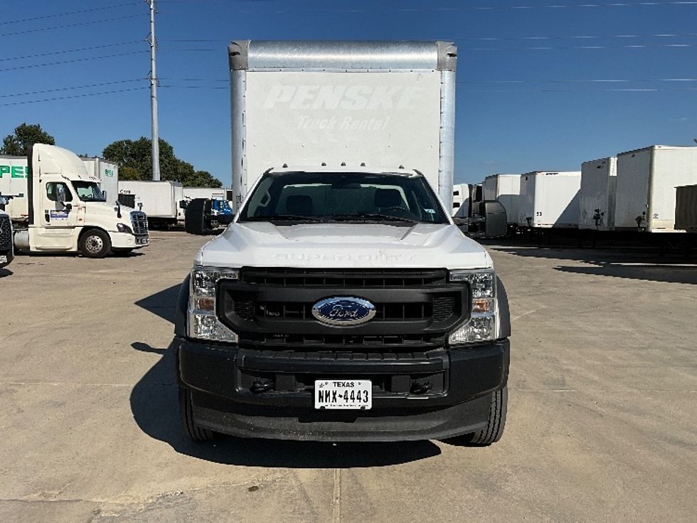 2020 Ford F450 Medium Duty Box Truck