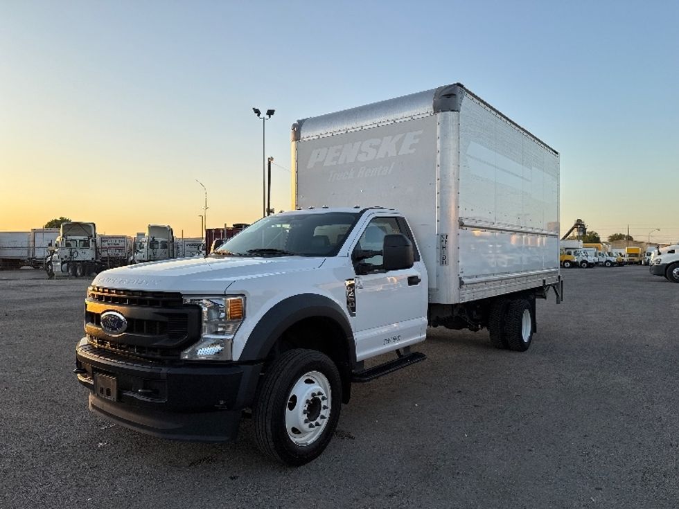 2020 Ford F450 Medium Duty Box Truck
