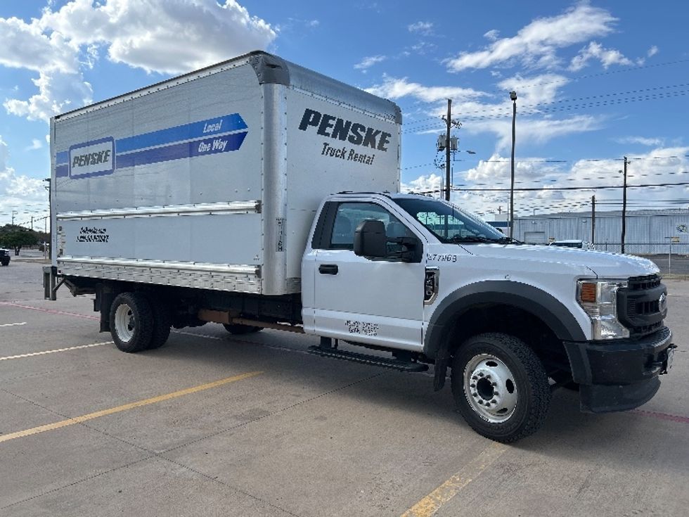 Medium Duty Box Truck-Light and Medium Duty Trucks-Ford-2020-F450-Lubbock-TX-99,598\n\t\tmiles-$ 33,000 - Image 1