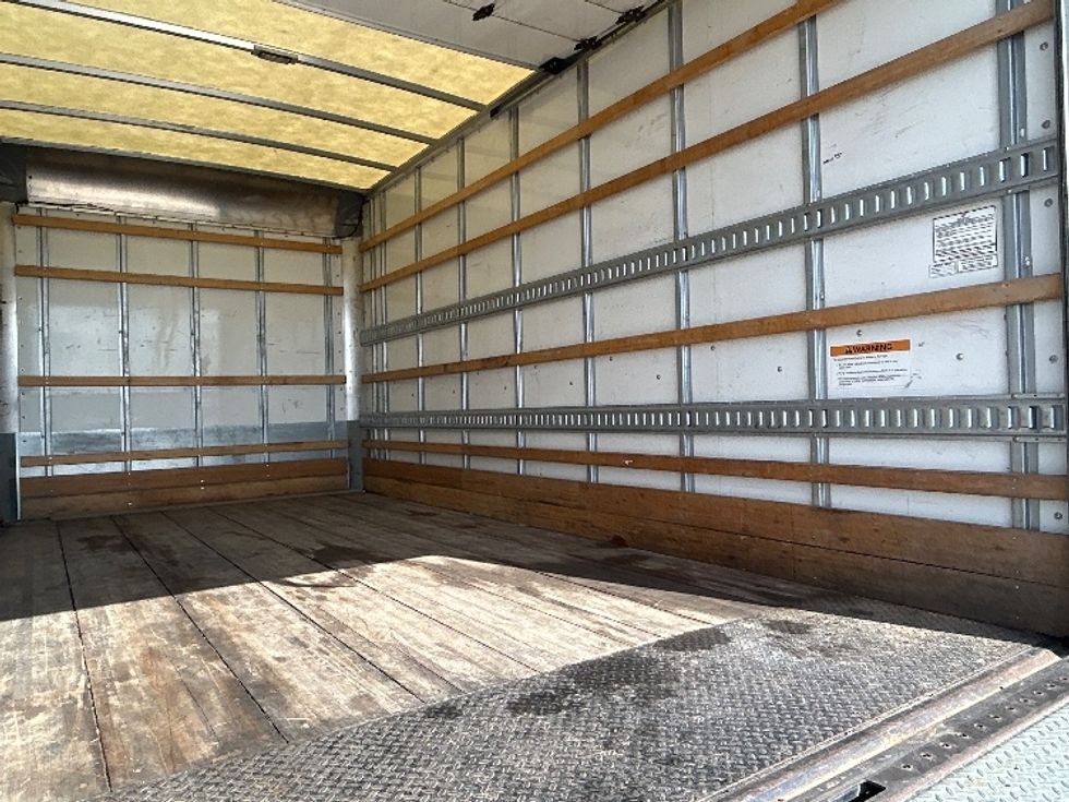 Medium Duty Box Truck-Light and Medium Duty Trucks-Ford-2020-F450-Lubbock-TX-99,598\n\t\tmiles-$ 33,000 - Image 12