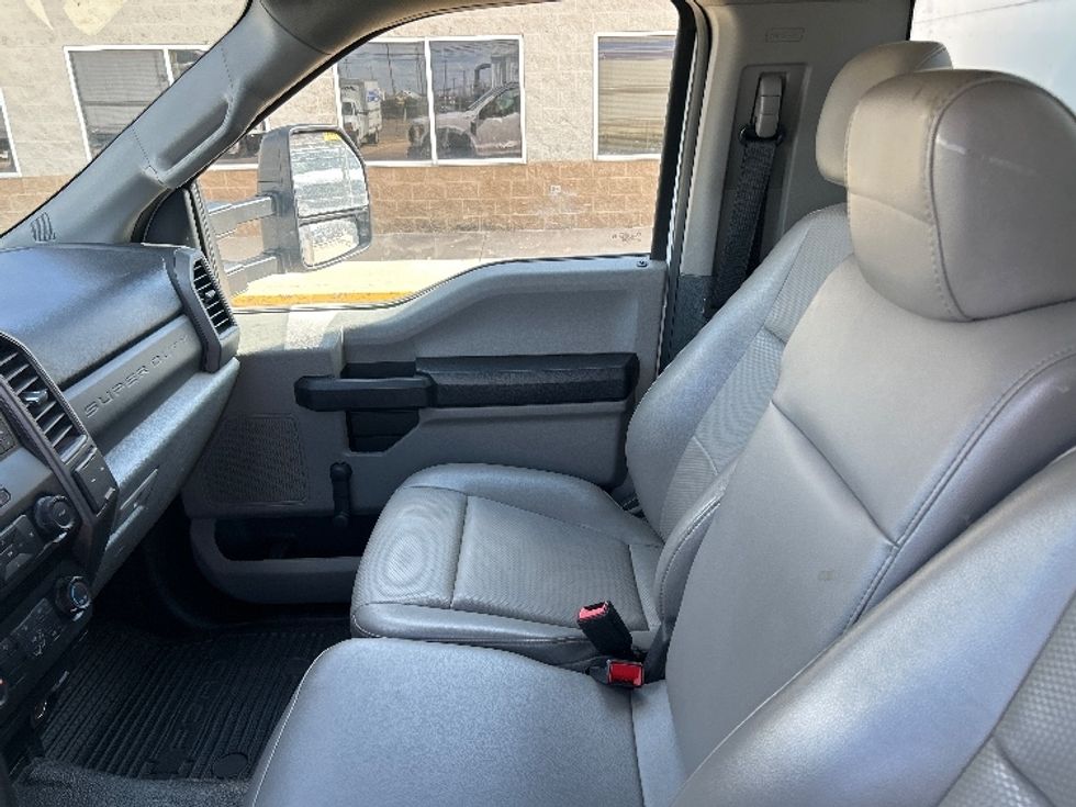 Medium Duty Box Truck-Light and Medium Duty Trucks-Ford-2020-F450-Lubbock-TX-99,598\n\t\tmiles-$ 33,000 - Image 19