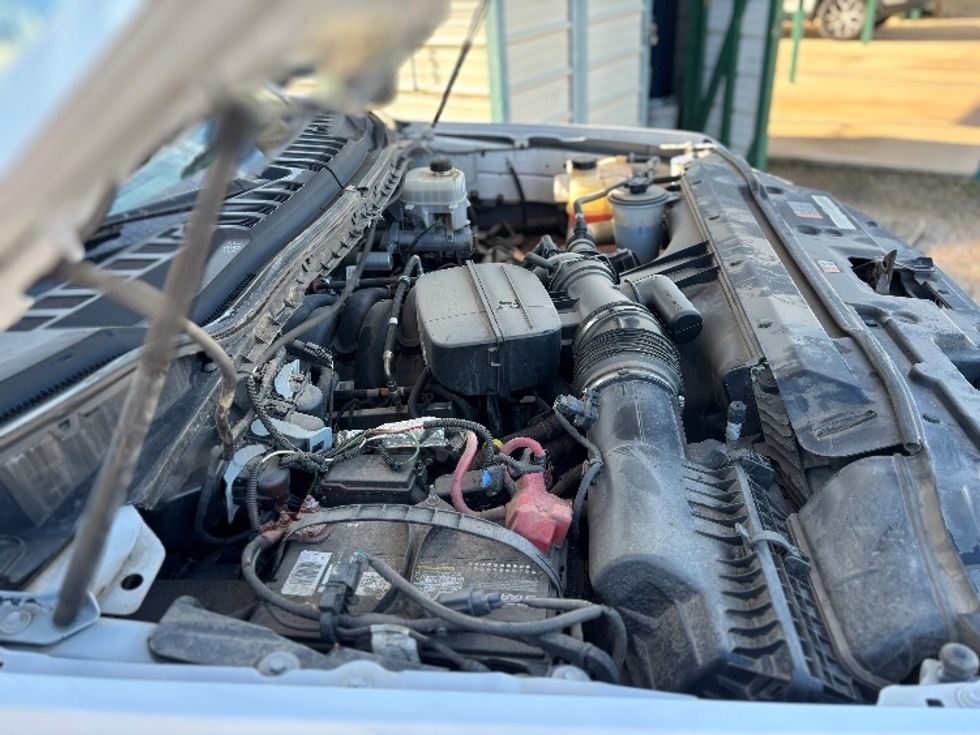 Medium Duty Box Truck-Light and Medium Duty Trucks-Ford-2020-F450-Lubbock-TX-99,598\n\t\tmiles-$ 33,000 - Image 23