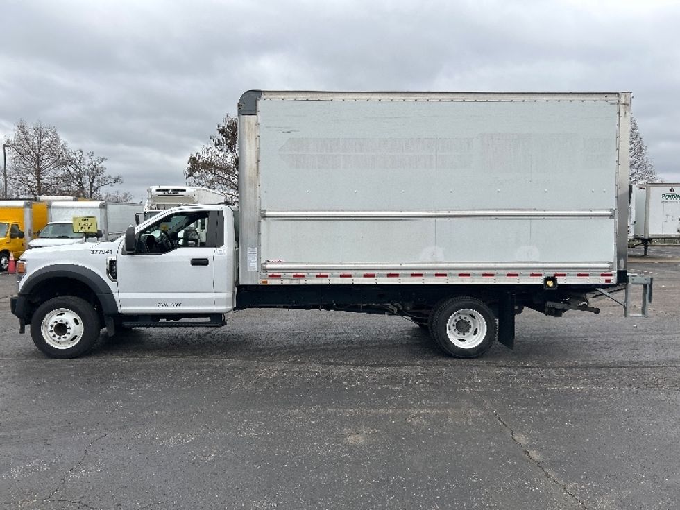 Medium Duty Box Truck-Light and Medium Duty Trucks-Ford-2020-F450-Memphis-TN-75,709\n\t\tmiles-$ 36,750 - Image 4