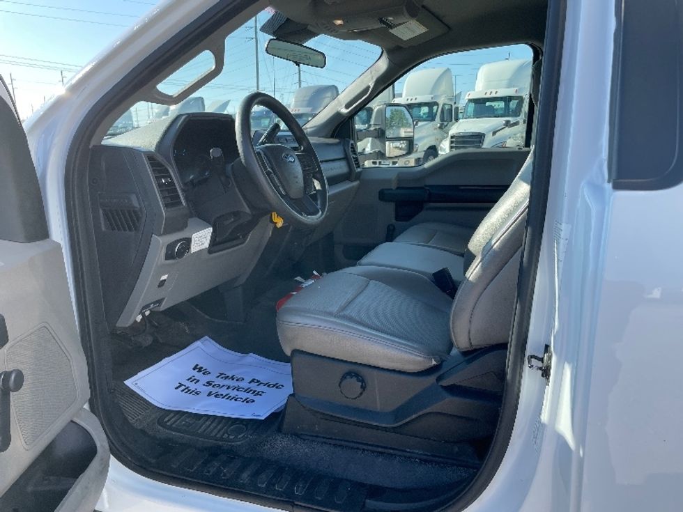 Medium Duty Box Truck-Light and Medium Duty Trucks-Ford-2020-F450-Moberly-MO-88,787\n\t\tmiles-$ 45,000 - Image 16