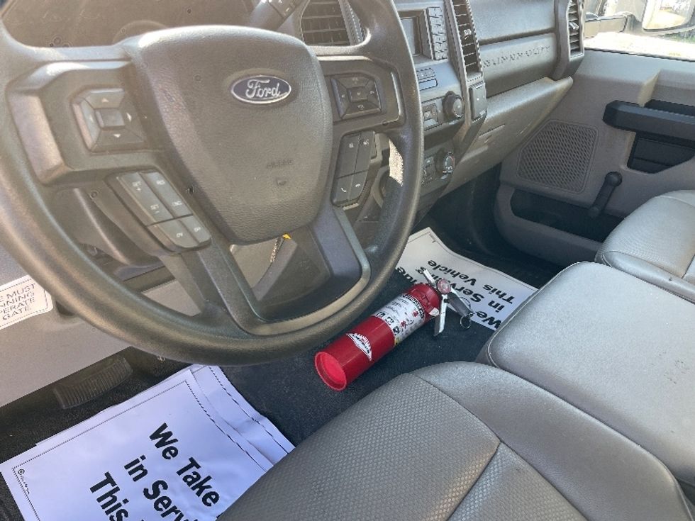 Medium Duty Box Truck-Light and Medium Duty Trucks-Ford-2020-F450-Moberly-MO-88,787\n\t\tmiles-$ 45,000 - Image 17