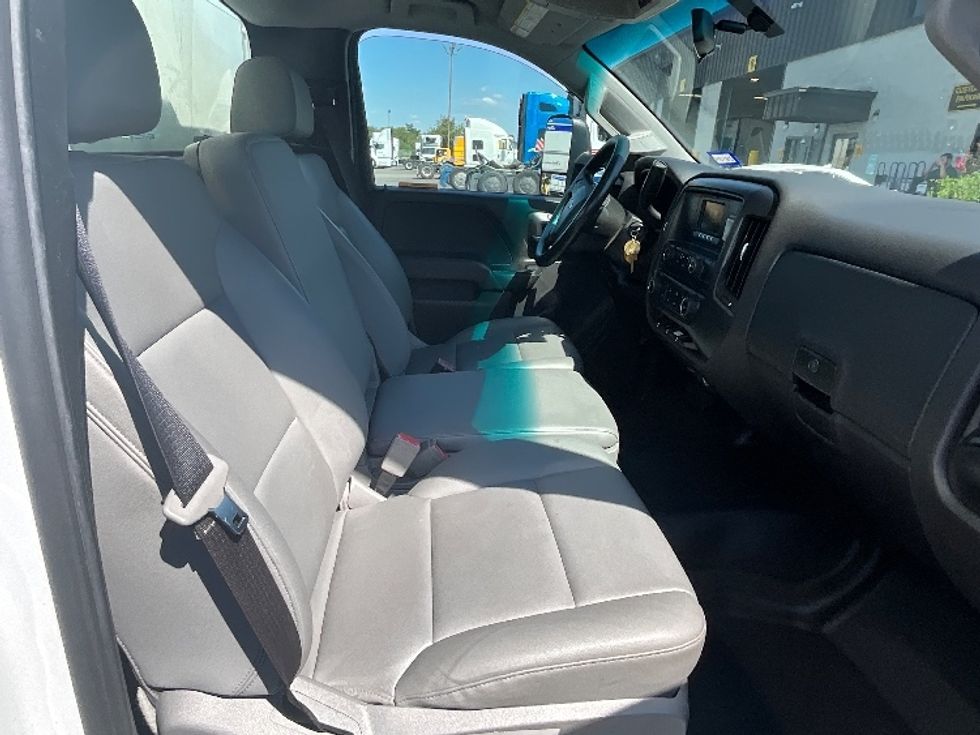 Medium Duty Box Truck-Light and Medium Duty Trucks-Ford-2020-F450-San Antonio-TX-134,650\n\t\tmiles-$ 33,250 - Image 22