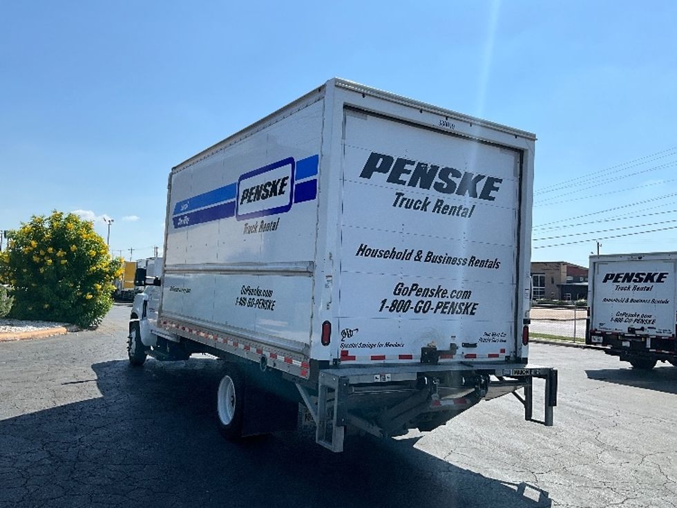 Medium Duty Box Truck-Light and Medium Duty Trucks-Ford-2020-F450-San Antonio-TX-134,650\n\t\tmiles-$ 33,250 - Image 6